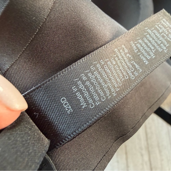 Ultimate Collection Teardrop Underwire Push-Up Bra SKIMS - Picture 4 of 4